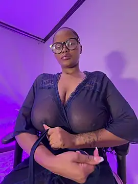 Snapshot of Neelo-Smith chatting on June 2026 04:17:02 AM Neelo-Smith online show from June 2026 04:17:02 AM