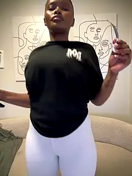 Neelo-Smith online show from October 2025 08:43:02 PM