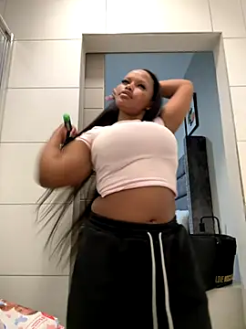 Neelo-Smith online show from September 2025 08:31:02 PM