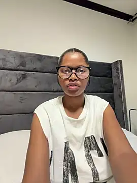Snapshot of Neelo-Smith chatting on May 2026 05:54:02 PM Neelo-Smith online show from May 2026 05:54:02 PM
