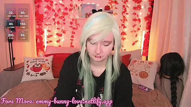 EmmyBunny online show from September 2025 03:29:01 PM