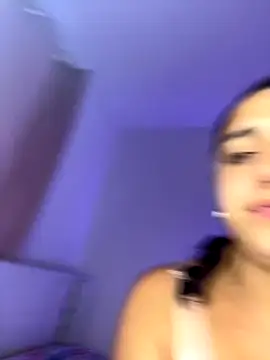 Alicia Ruiz online show from November 2025 10:15:01 PM