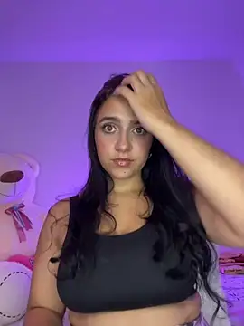 Alicia Ruiz online show from September 2025 05:42:02 PM