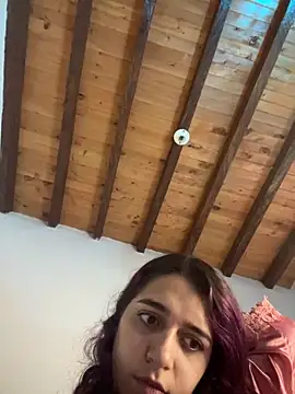 Alicia Ruiz online show from December 2024 01:39:01 PM