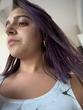 Alicia Ruiz online show from June 2026 07:55:02 PM
