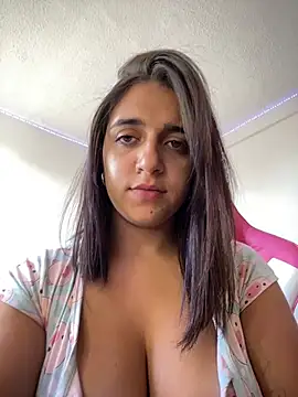 Alicia Ruiz online show from July 2026 07:32:02 PM