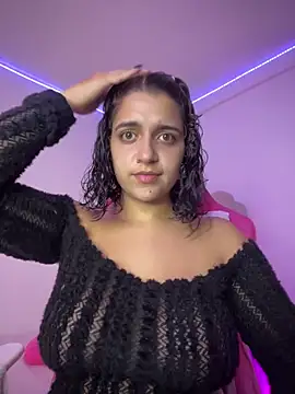 Alicia Ruiz online show from May 2026 08:03:01 PM