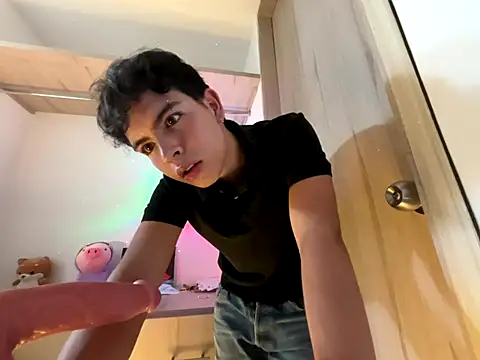 Snapshot of Blum_icee chatting on November 2025 04:33:01 PM Blum icee online show from November 2025 04:33:01 PM