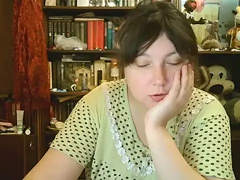 Snapshot of CarrieQPeach chatting on November 2025 07:39:01 PM CarrieQPeach online show from November 2025 07:39:01 PM