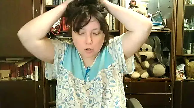 Snapshot of CarrieQPeach chatting on January 2025 05:33:01 PM CarrieQPeach online show from January 2025 05:33:01 PM