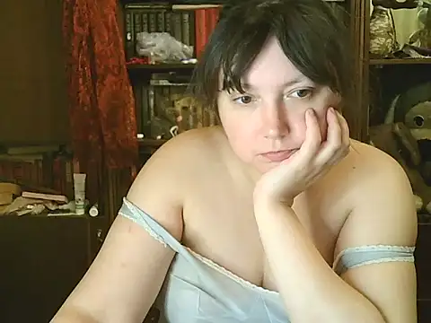 Snapshot of CarrieQPeach chatting on November 2025 08:14:01 PM CarrieQPeach online show from November 2025 08:14:01 PM