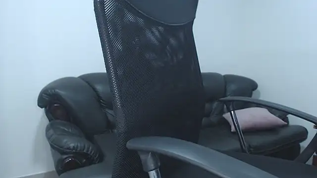 camilleDiaz16 online show from September 2025 11:31:02 PM