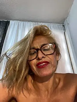 Snapshot of SahoryHorny chatting on February 2025 01:44:02 PM SahoryHorny online show from February 2025 01:44:02 PM
