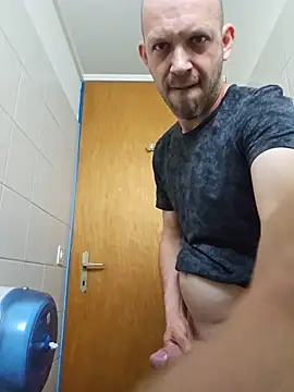 Namastedaddy85 online show from May 2026 05:37:02 AM