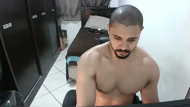 Brian Aries online show from November 2025 04:05:02 AM