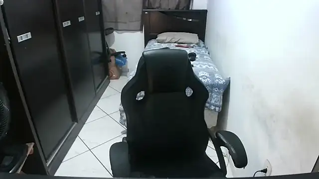 Brian Aries online show from February 2026 04:13:02 AM