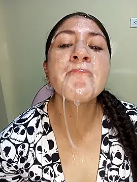 nammy  dirtyhott online show from October 2025 03:11:01 PM