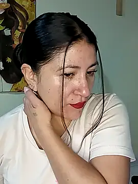 nammy  dirtyhott online show from November 2025 01:11:01 PM