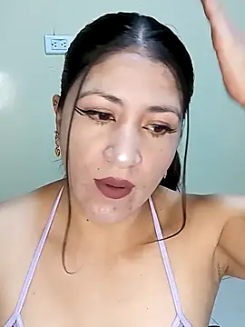 nammy  dirtyhott online show from November 2025 01:37:02 PM