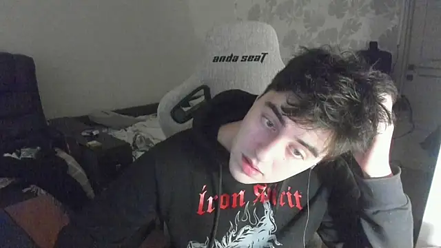 Knuckles17 online show from January 2026 01:40:01 PM