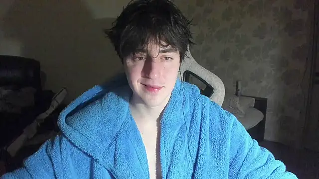 Knuckles17 online show from April 2026 06:05:02 PM