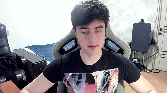 Knuckles17 online show from February 2026 01:10:01 PM