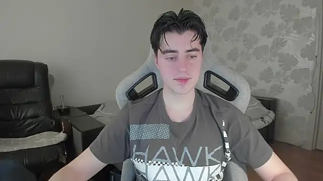 Knuckles17 online show from May 2026 10:59:02 AM