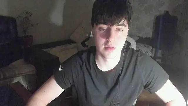 Knuckles17 online show from December 2025 12:55:01 AM