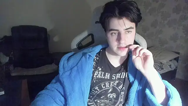 Knuckles17 online show from June 2026 02:24:02 AM