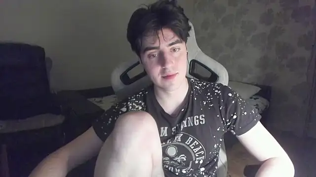 Knuckles17 online show from May 2026 06:09:01 PM