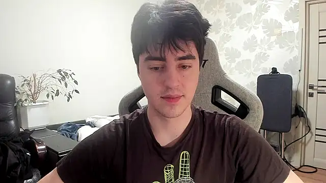 Knuckles17 online show from February 2026 04:06:01 PM