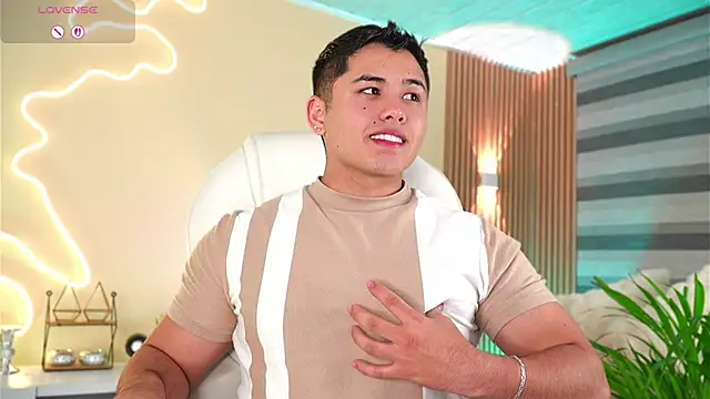 MatiasKorn online show from November 2025 06:39:01 AM