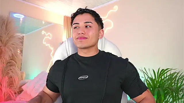 MatiasKorn online show from April 2026 04:25:02 AM