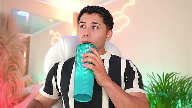 MatiasKorn online show from April 2026 03:35:01 AM