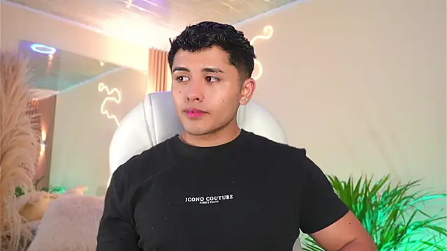 MatiasKorn online show from April 2026 07:45:01 AM