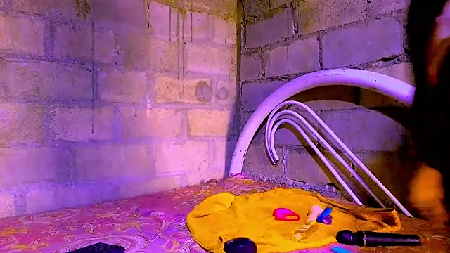 nzanizy online show from December 2025 11:20:02 AM