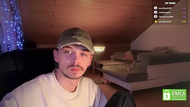 naked psy online show from February 2025 03:07:01 AM