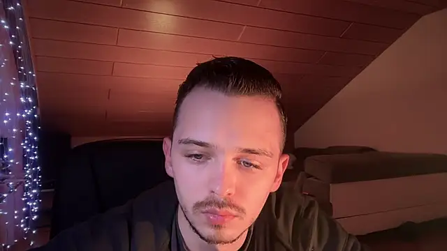 naked psy online show from February 2025 11:47:02 PM