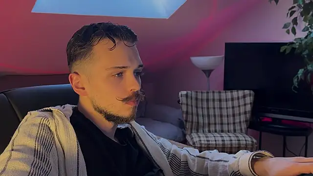 naked psy online show from February 2026 01:55:02 PM