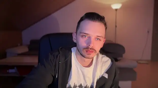 naked psy online show from February 2025 01:04:01 AM