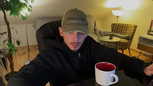 naked psy online show from November 2025 12:14:02 AM