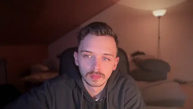 naked psy online show from February 2025 12:06:02 AM