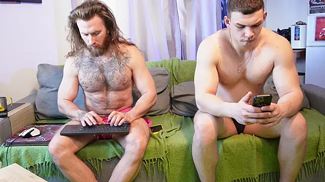 rusbigpaul online show from April 2026 07:28:01 AM