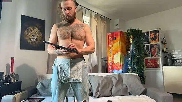 rusbigpaul online show from April 2026 06:50:02 AM