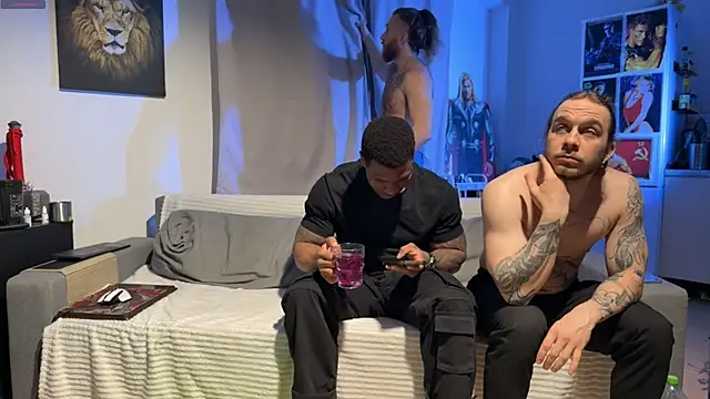 rusbigpaul online show from April 2026 06:33:02 PM