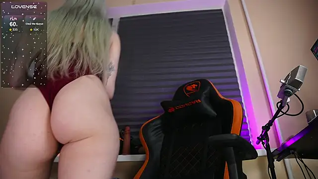 BlueCherryy online show from January 2025 05:38:02 PM