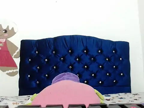 69liamilk69 online show from October 2025 04:25:02 AM