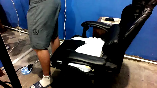 ElmaCannon online show from February 2025 07:29:02 AM