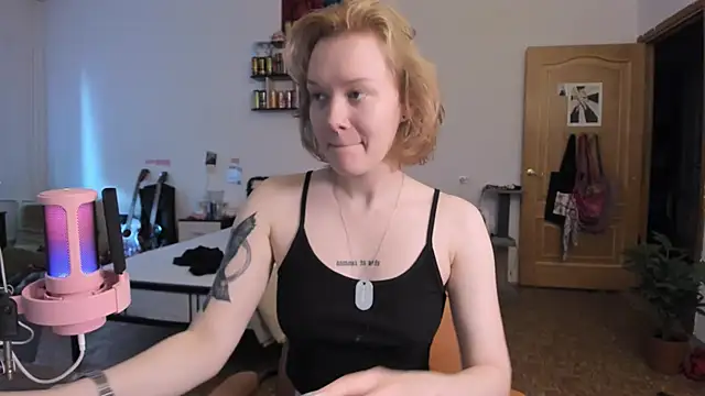 cyber whore  online show from April 2026 03:13:02 PM