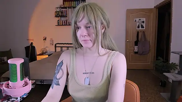 cyber whore  online show from March 2026 04:56:01 PM